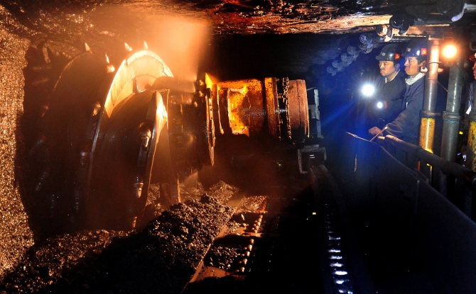 向機(jī)械化要安全、要效益—綜采