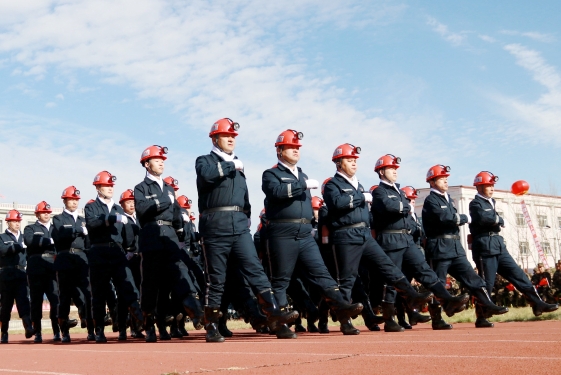 鐵骨錚錚男子漢——礦工精神、...